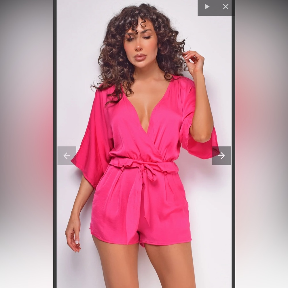 Pink Emprada cetim romper